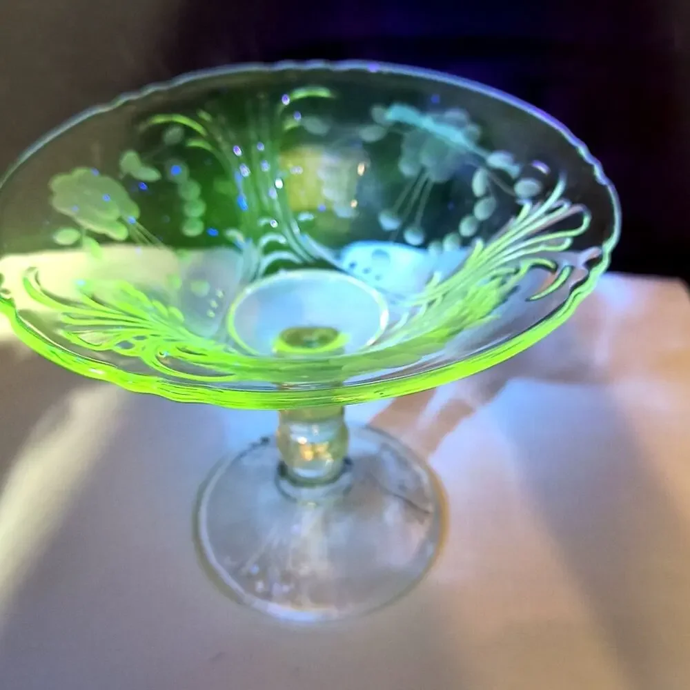 1147. Vintage Etched Crystal Compote Pedestal Base UV Reactive
